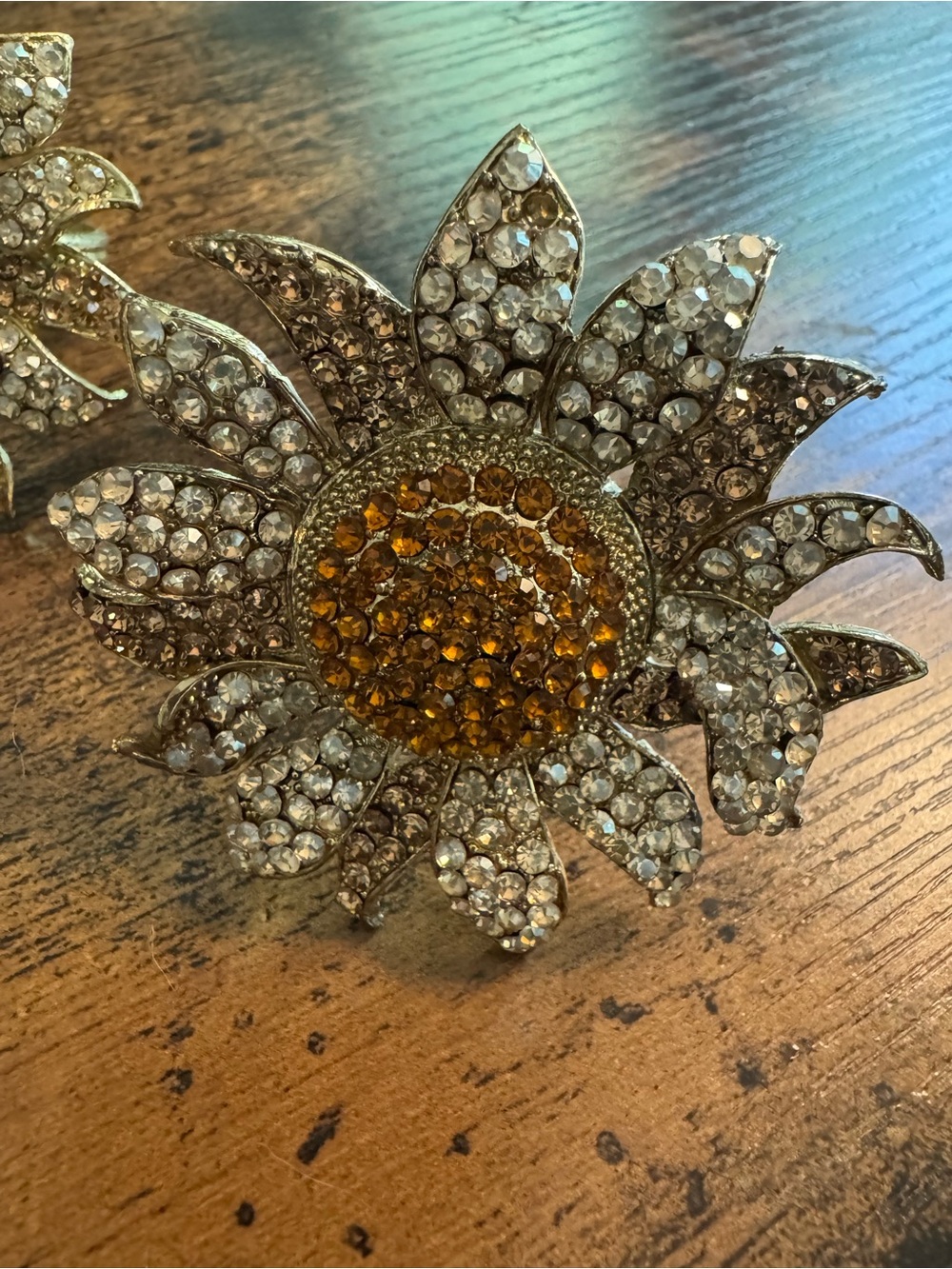 Tahari Home Sunflower Rhinestone Napkin Rings, Unboxed, Fall Thanksgiving